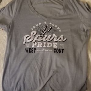 Womens San Antonio Spurs shirt. Size XXL